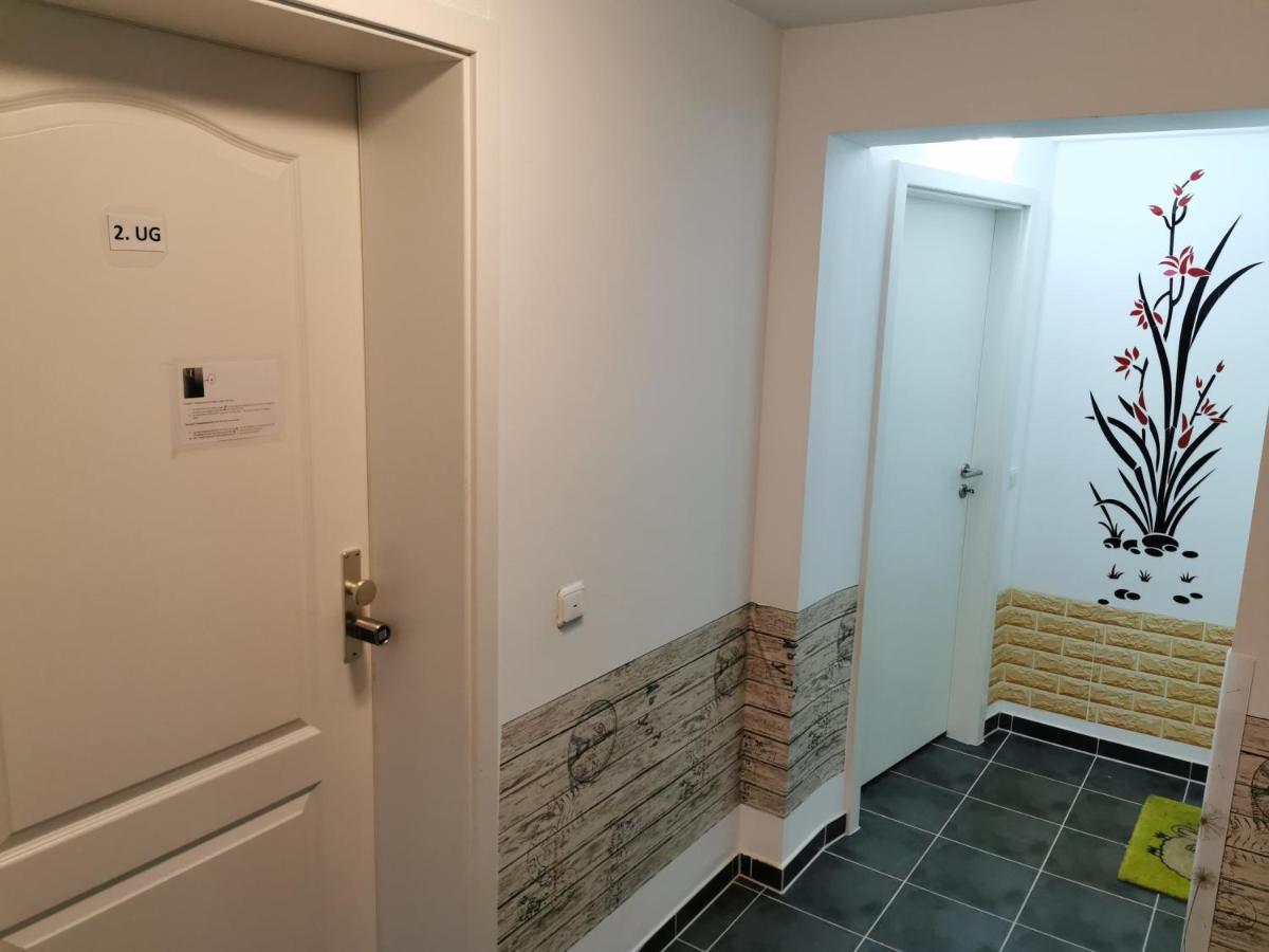 Messe Unterkunft Vanilla Keulen Buitenkant foto