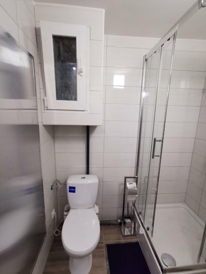 Messe Unterkunft Vanilla Keulen Buitenkant foto